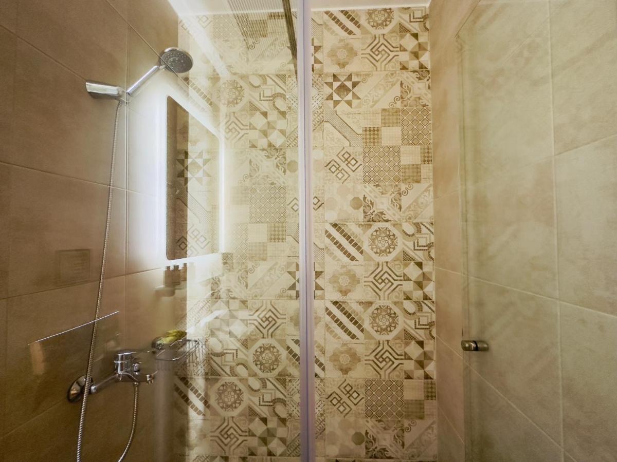 Yulia Luxury Apartments Ouranoupoli Exterior foto